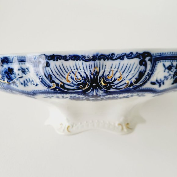 J&G Meakin Flow Blue Covered Vegetable Dish, Embossed w/Gold Accents, England - Picture 6 of 16
